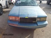 ✅ 1993 Lincoln Town Car Executive • VIN: 1LNLM81W9PY764987 • Лот: 43698015. Опубликован ранее на IAAI с пробегом 179 720 миль. Бесплатный доступ к архиву аукционных продаж из США и подробный отчёт об истории автомобиля на DreamBid. Изображение 6.