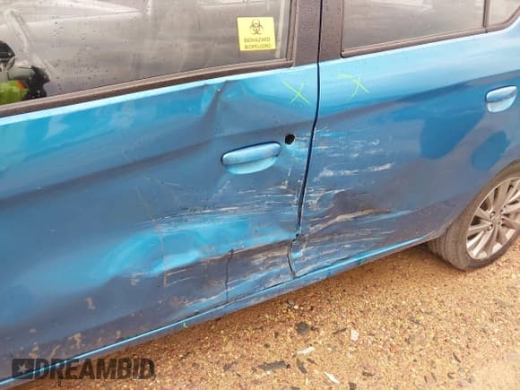 ✅ 2018 Mitsubishi Mirage ES • VIN: ML32F3FJ3JHF14250 • Lot: 43270218. Wystawiony na IAAI z przebiegiem 158 324 mil. Bezpłatny archiwum sprzedaży aukcyjnych z USA i szczegółowy raport historii pojazdu na DreamBid. Zdjęcie 6.