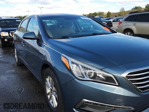 ✅ 2015 Hyundai Sonata SE • VIN: 5NPE24AFXFH251887 • Лот: 84007245. Опубликован ранее на Copart с пробегом 135 473 миль. Бесплатный доступ к архиву аукционных продаж из США и подробный отчёт об истории автомобиля на DreamBid. Изображение 13.