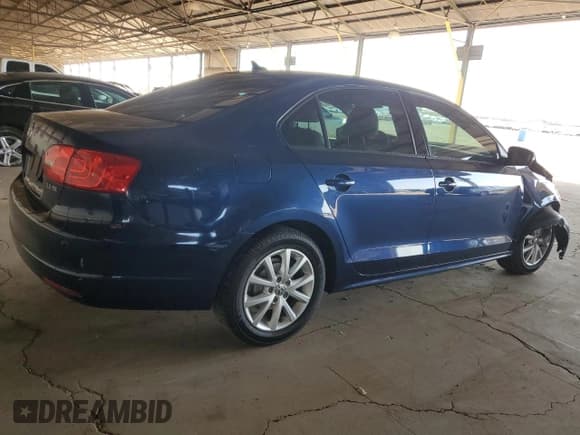 ✅ 2011 Volkswagen Jetta SE • VIN: 3VWDX7AJXBM337284 • Lot: 63803105. Listed on Copart with 171,546 mi. Free auction sales archive from the USA and detailed vehicle history report at DreamBid. Image 3.