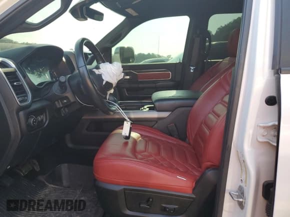 ✅ 2019 Ram 2500 Big Horn • VIN: 3C6UR5DL0KG665351 • Лот: 69698725. Опубликован ранее на Copart с пробегом 92 814 миль. Бесплатный доступ к архиву аукционных продаж из США и подробный отчёт об истории автомобиля на DreamBid. Изображение 7.