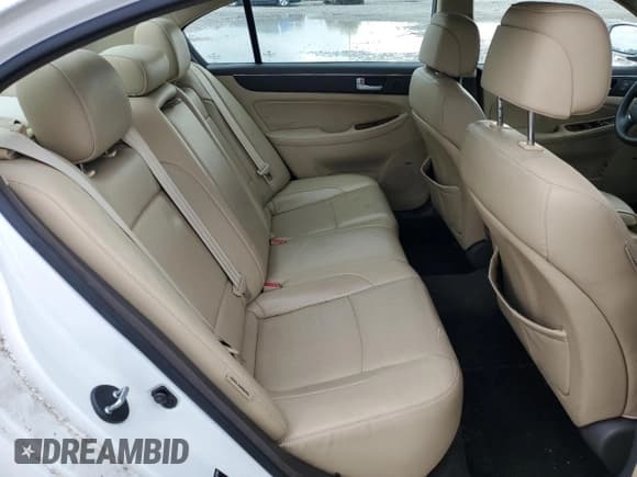 ✅ 2012 Hyundai Genesis 3.8L • VIN: KMHGC4DD3CU188757 • Лот: 53732765. Опубликован ранее на Copart с пробегом 127 113 миль. Бесплатный доступ к архиву аукционных продаж из США и подробный отчёт об истории автомобиля на DreamBid. Изображение 10.