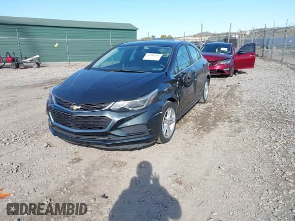 ✅ 2017 Chevrolet Cruze LT • VIN: 3G1BE6SM6HS531133 • Lot: 43536755. Listed on IAAI with 60,613 mi. Free auction sales archive from the USA and detailed vehicle history report at DreamBid. Image 17.