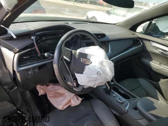 ✅ 2021 Cadillac XT6 Luxury • VIN: 1GYKPAR41MZ124645 • Lot: 44207893. Wystawiony na Copart z przebiegiem Nie podano. Bezpłatny archiwum sprzedaży aukcyjnych z USA i szczegółowy raport historii pojazdu na DreamBid. Zdjęcie 8.