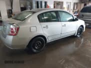 ✅ 2012 Nissan Sentra 2.0 • VIN: 3N1AB6AP0CL720003 • Lot: 42350504. Wystawiony na IAAI z przebiegiem 315 680 mil. Bezpłatny archiwum sprzedaży aukcyjnych z USA i szczegółowy raport historii pojazdu na DreamBid. Zdjęcie 4.