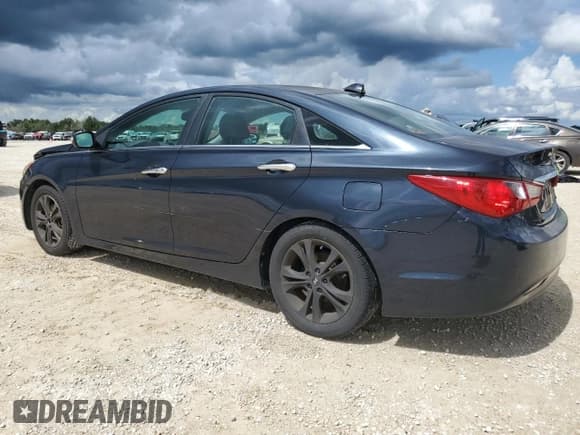 ✅ 2011 Hyundai Sonata Limited • VIN: 5NPEC4AC0BH288346 • Lot: 73546484. Listed on Copart with 256,254 mi. Free auction sales archive from the USA and detailed vehicle history report at DreamBid. Image 2.