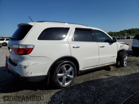 ✅ 2013 Dodge Durango Citadel • VIN: 1C4SDHET2DC668398 • Lot: 52073495. Listed on Copart with 236,647 mi. Free auction sales archive from the USA and detailed vehicle history report at DreamBid. Image 3.