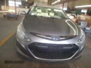 ✅ 2015 Hyundai Sonata • VIN: KMHEC4A46FA139361 • Lot: 91991795. Wystawiony na Copart z przebiegiem 189 898 mil. Bezpłatny archiwum sprzedaży aukcyjnych z USA i szczegółowy raport historii pojazdu na DreamBid. Zdjęcie 5.