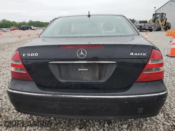 ✅ 2005 Mercedes-Benz E 500 • VIN: WDBUF83J65X167088 • Lot: 57973065. Listed on Copart with 110,755 mi. Free auction sales archive from the USA and detailed vehicle history report at DreamBid. Image 6.