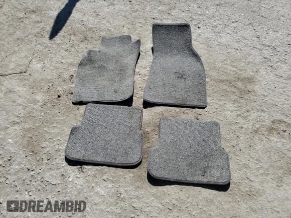 ✅ 2009 Audi A6 Premium Plus • VIN: WAUSG74F99N049612 • Lot: 69123354. Wystawiony na Copart z przebiegiem 113 527 mil. Bezpłatny archiwum sprzedaży aukcyjnych z USA i szczegółowy raport historii pojazdu na DreamBid. Zdjęcie 14.