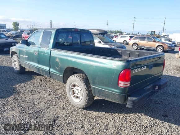 ✅ 2000 Dodge Dakota • VIN: 1B7GL22X3YS547193 • Lot: 42073887. Wystawiony na IAAI z przebiegiem 115 429 mil. Bezpłatny archiwum sprzedaży aukcyjnych z USA i szczegółowy raport historii pojazdu na DreamBid. Zdjęcie 3.