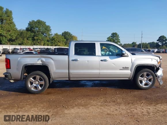 ✅ 2014 GMC Sierra 1500 SLE • VIN: 3GTP1UEC4EG194217 • Lot: 43355745. Listed on IAAI with 177,124 mi. Free auction sales archive from the USA and detailed vehicle history report at DreamBid. Image 17.