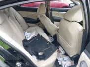 ✅ 2017 Nissan Maxima Platinum • VIN: 1N4AA6AP7HC404316 • Lot: 42858230. Wystawiony na IAAI z przebiegiem 76 641 mil. Bezpłatny archiwum sprzedaży aukcyjnych z USA i szczegółowy raport historii pojazdu na DreamBid. Zdjęcie 8.