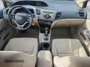 ✅ 2012 Honda Civic LX • VIN: 19XFB2F54CE105588 • Lot: 91608385. Wystawiony na Copart z przebiegiem 189 601 mil. Bezpłatny archiwum sprzedaży aukcyjnych z USA i szczegółowy raport historii pojazdu na DreamBid. Zdjęcie 8.