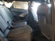 ✅ 2022 Audi Q3 Premium • VIN: WA1AUCF30N1042644 • Lot: 84970585. Wystawiony na Copart z przebiegiem 45 984 mil. Bezpłatny archiwum sprzedaży aukcyjnych z USA i szczegółowy raport historii pojazdu na DreamBid. Zdjęcie 11.