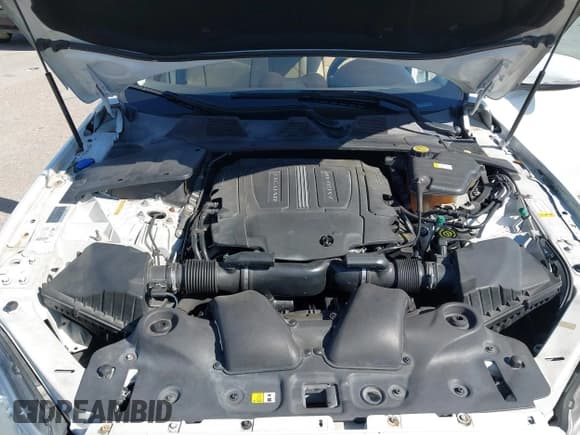 ✅ 2015 Jaguar XJ Portfolio • VIN: SAJWA2GZ9F8V84076 • Lot: 43605639. Wystawiony na IAAI z przebiegiem 50 008 mil. Bezpłatny archiwum sprzedaży aukcyjnych z USA i szczegółowy raport historii pojazdu na DreamBid. Zdjęcie 10.