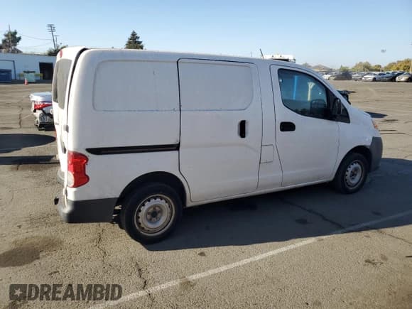 ✅ 2014 Nissan NV200 SV • VIN: 3N6CM0KN1EK692650 • Lot: 70727995. Wystawiony na Copart z przebiegiem 139 740 mil. Bezpłatny archiwum sprzedaży aukcyjnych z USA i szczegółowy raport historii pojazdu na DreamBid. Zdjęcie 3.