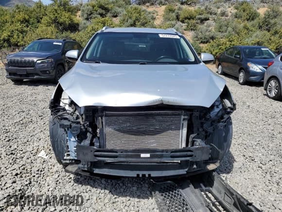 ✅ 2017 Kia Sorento LX • VIN: 5XYPGDA54HG293032 • Lot: 57272025. Listed on Copart with 113,701 mi. Free auction sales archive from the USA and detailed vehicle history report at DreamBid. Image 5.