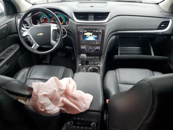 ✅ 2016 Chevrolet Traverse LTZ • VIN: 1GNKVJKD5GJ106455 • Lot: 91115845. Wystawiony na Copart z przebiegiem 95 720 mil. Bezpłatny archiwum sprzedaży aukcyjnych z USA i szczegółowy raport historii pojazdu na DreamBid. Zdjęcie 8.