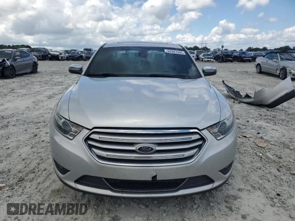 ✅ 2016 Ford Taurus Limited • VIN: 1FAHP2J80GG128423 • Lot: 62987065. Listed on Copart with 156,991 mi. Free auction sales archive from the USA and detailed vehicle history report at DreamBid. Image 5.