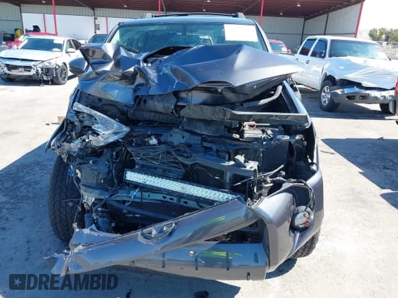 ✅ 2017 Toyota 4Runner TRD Pro • VIN: JTEBU5JR2H5432798 • Lot: 43444504. Listed on IAAI with 121,902 mi. Free auction sales archive from the USA and detailed vehicle history report at DreamBid. Image 12.