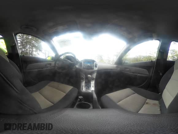 2016 Chevrolet Cruze LS с VIN 1G1PC5SG0G7211643, выставлен на аукционе IAAI как лот 43342069 с пробегом 73 148 миль миль и . История ставок и продаж доступна на DreamBid. Изображение 18.