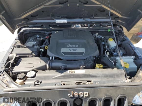 ✅ 2016 Jeep Wrangler Unlimited Sport • VIN: 1C4BJWDG9GL229477 • Лот: 55034825. Опубликован ранее на Copart с пробегом 121 783 миль. Бесплатный доступ к архиву аукционных продаж из США и подробный отчёт об истории автомобиля на DreamBid. Изображение 12.