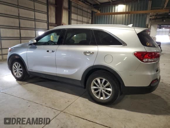 ✅ 2018 Kia Sorento LX • VIN: 5XYPGDA34JG345778 • Lot: 80525755. Wystawiony na Copart z przebiegiem 63 143 mil. Bezpłatny archiwum sprzedaży aukcyjnych z USA i szczegółowy raport historii pojazdu na DreamBid. Zdjęcie 2.