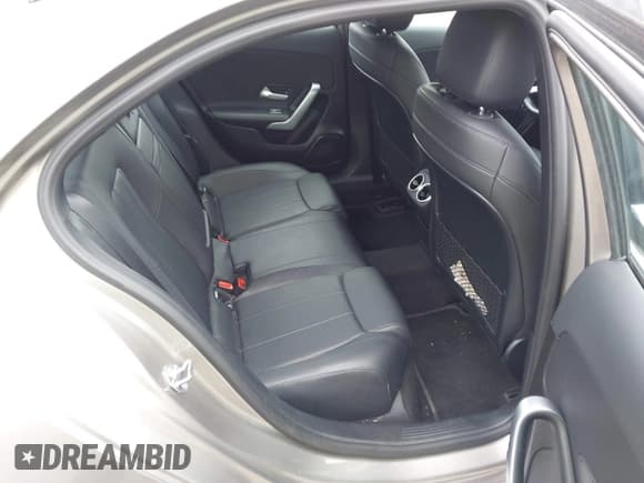 ✅ 2019 Mercedes-Benz A 220 • VIN: WDD3G4FB1KW025861 • Lot: 42752562. Listed on IAAI with Not provided. Free auction sales archive from the USA and detailed vehicle history report at DreamBid. Image 8.