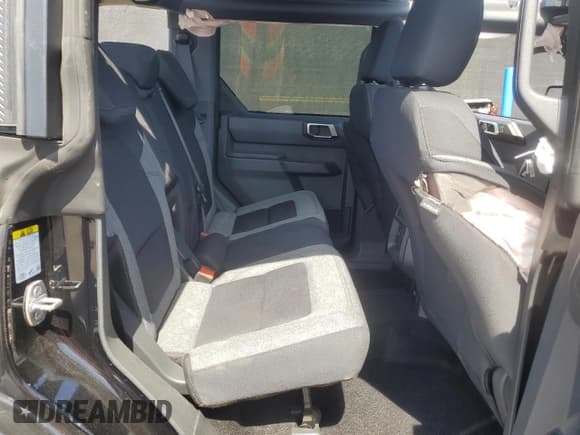 ✅ 2025 Ford Bronco Big Bend • VIN: 1FMDE7BH5SLA64160 • Лот: 65975475. Опубликован ранее на Copart с пробегом 162 миль. Бесплатный доступ к архиву аукционных продаж из США и подробный отчёт об истории автомобиля на DreamBid. Изображение 11.