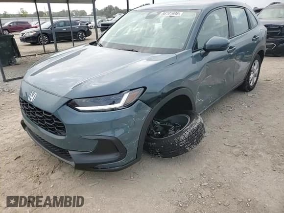 ✅ 2024 Honda HR-V LX • VIN: 3CZRZ2H33RM742355 • Lot: 86701695. Listed on Copart with 32,000 mi. Free auction sales archive from the USA and detailed vehicle history report at DreamBid. Image 13.