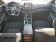 ✅ 2020 Nissan Sentra SV • VIN: 3N1AB8CV3LY236708 • Lot: 84355725. Wystawiony na Copart z przebiegiem 72 028 mil. Bezpłatny archiwum sprzedaży aukcyjnych z USA i szczegółowy raport historii pojazdu na DreamBid. Zdjęcie 8.