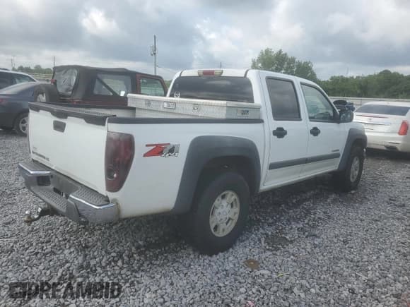 ✅ 2004 Chevrolet Colorado 1SE LS Z71 • VIN: 1GCDT136X48195076 • Лот: 61598165. Опубликован ранее на Copart с пробегом 176 731 миль. Бесплатный доступ к архиву аукционных продаж из США и подробный отчёт об истории автомобиля на DreamBid. Изображение 3.