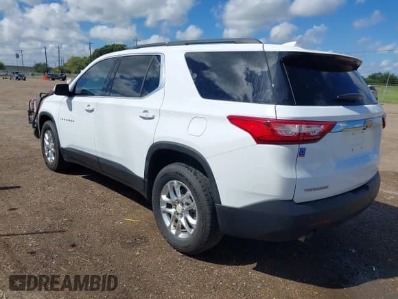 ✅ 2019 Chevrolet Traverse LT Cloth • VIN: 1GNERGKW9KJ201082 • Lot: 43286205. Wystawiony na IAAI z przebiegiem 101 797 mil. Bezpłatny archiwum sprzedaży aukcyjnych z USA i szczegółowy raport historii pojazdu na DreamBid. Zdjęcie 3.