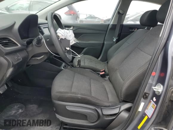 ✅ 2019 Hyundai Accent SE • VIN: 3KPC24A39KE040790 • Лот: 76481144. Опубликован ранее на Copart с пробегом 127 841 миль. Бесплатный доступ к архиву аукционных продаж из США и подробный отчёт об истории автомобиля на DreamBid. Изображение 7.