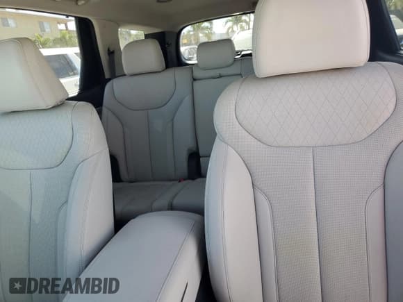 ✅ 2022 Hyundai Palisade SEL • VIN: KM8R44HE3NU380272 • Лот: 82915654. Опубликован ранее на Copart с пробегом 12 021 миль. Бесплатный доступ к архиву аукционных продаж из США и подробный отчёт об истории автомобиля на DreamBid. Изображение 10.