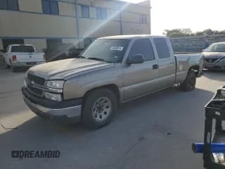 ✅ 2003 Chevrolet Silverado 1500 LS • VIN: 2GCEC19V331397553 • Лот: 76800014. Опубликован ранее на Copart с пробегом 229 020 миль. Бесплатный доступ к архиву аукционных продаж из США и подробный отчёт об истории автомобиля на DreamBid. Изображение 1.