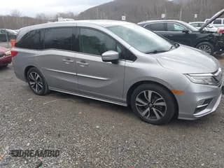 ✅ 2018 Honda Odyssey Elite • VIN: 5FNRL6H95JB051582 • Lot: 43740163. Listed on IAAI with 72,332 mi. Free auction sales archive from the USA and detailed vehicle history report at DreamBid. Image 1.