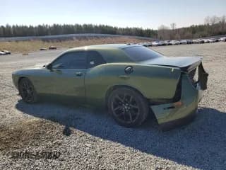 ✅ 2021 Dodge Challenger R/T • VIN: 2C3CDZBT0MH600228 • Lot: 43627804. Wystawiony na Copart z przebiegiem 30 517 mil. Bezpłatny archiwum sprzedaży aukcyjnych z USA i szczegółowy raport historii pojazdu na DreamBid. Zdjęcie 2.