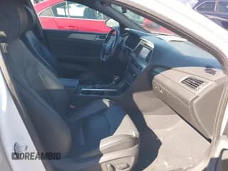 ✅ 2015 Hyundai Sonata Sport • VIN: 5NPE34AB7FH254756 • Лот: 43602816. Опубликован ранее на IAAI с пробегом 87 498 миль. Бесплатный доступ к архиву аукционных продаж из США и подробный отчёт об истории автомобиля на DreamBid. Изображение 5.