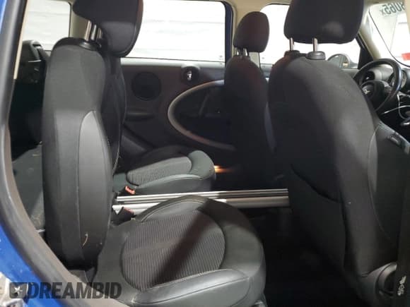 ✅ 2011 MINI Countryman • VIN: WMWZB3C54BWH94690 • Lot: 58988065. Listed on Copart with 100,168 mi. Free auction sales archive from the USA and detailed vehicle history report at DreamBid. Image 10.