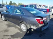 ✅ 2014 Toyota Camry LE • VIN: 4T1BD1FK1EU114144 • Lot: 43656987. Wystawiony na IAAI z przebiegiem 95 354 mil. Bezpłatny archiwum sprzedaży aukcyjnych z USA i szczegółowy raport historii pojazdu na DreamBid. Zdjęcie 3.