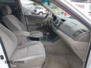 ✅ 2005 Toyota Camry LE • VIN: 4T1BE32K65U027869 • Lot: 43725495. Listed on IAAI with 172,001 mi. Free auction sales archive from the USA and detailed vehicle history report at DreamBid. Image 5.