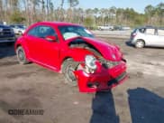 ✅ 2013 Volkswagen Beetle Fender Edition • VIN: 3VWJP7AT8DM674981 • Лот: 41685176. Опубликован ранее на IAAI с пробегом 65 283 миль. Бесплатный доступ к архиву аукционных продаж из США и подробный отчёт об истории автомобиля на DreamBid. Изображение 1.