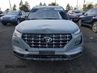 ✅ 2022 Hyundai Venue Limited • VIN: KMHRC8A37NU147210 • Lot: 43543535. Listed on Copart with 26,677 mi. Free auction sales archive from the USA and detailed vehicle history report at DreamBid. Image 5.