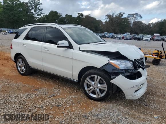 ✅ 2013 Mercedes-Benz M 350 • VIN: 4JGDA5HB5DA215659 • Лот: 91793655. Опубликован ранее на Copart с пробегом 104 414 миль. Бесплатный доступ к архиву аукционных продаж из США и подробный отчёт об истории автомобиля на DreamBid. Изображение 4.