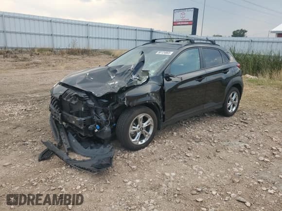 ✅ 2022 Hyundai Kona SEL • VIN: KM8K6CAB2NU817071 • Лот: 80124665. Опубликован ранее на Copart с пробегом 81 394 миль. Бесплатный доступ к архиву аукционных продаж из США и подробный отчёт об истории автомобиля на DreamBid. Изображение 1.