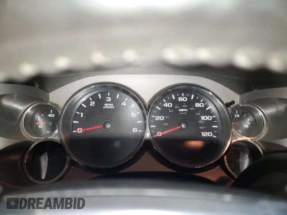 ✅ 2010 Chevrolet Silverado 2500HD LT • VIN: 1GC5KXBG3AZ183149 • Лот: 41474165. Опубликован ранее на Copart с пробегом 189 832 миль. Бесплатный доступ к архиву аукционных продаж из США и подробный отчёт об истории автомобиля на DreamBid. Изображение 9.