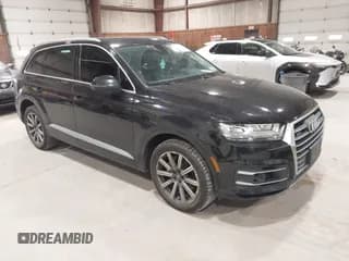 ✅ 2018 Audi Q7 Premium Plus • VIN: WA1LAAF78JD045194 • Lot: 43611769. Wystawiony na IAAI z przebiegiem 145 309 mil. Bezpłatny archiwum sprzedaży aukcyjnych z USA i szczegółowy raport historii pojazdu na DreamBid. Zdjęcie 1.