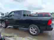 2018 Ram 1500 Tradesman z VIN 1C6RR6FG9JS195131, wystawiony jako IAAI lot #42112722 z przebiegiem 76 030 mil mil oraz . Historia ofert i sprzedaży dostępna na DreamBid. Obrazek 15.